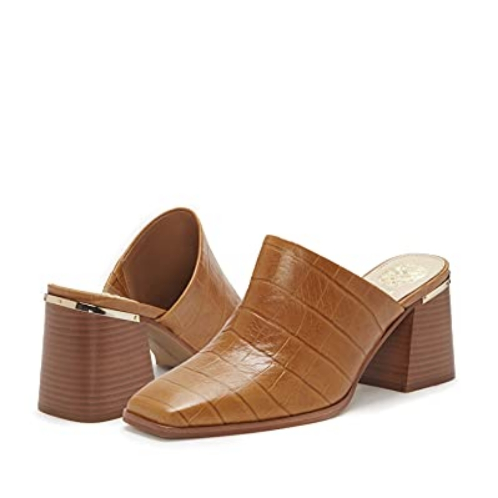 Vince Camuto Size 7 Mule